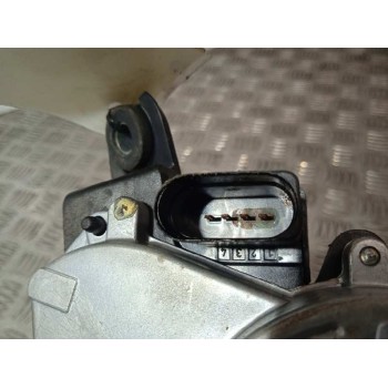 Recambio de motor limpia trasero para hyundai i20 basis blue referencia OEM IAM W000059658 96400059657 4 PINS