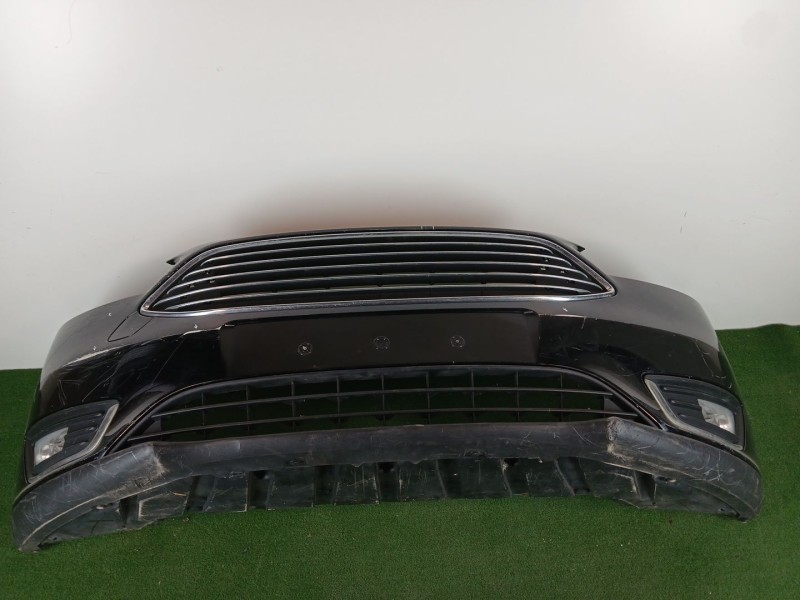 Recambio de paragolpes delantero para ford focus iii 1.5 tdci referencia OEM IAM F1EB17757A  2 SERIE