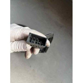 Recambio de retrovisor derecho para audi a3 (8l) 1.8 t ambiente referencia OEM IAM  5PIN MARRON