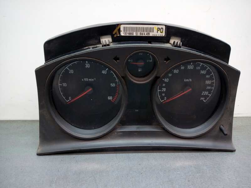 Recambio de cuadro instrumentos para opel astra h berlina essentia referencia OEM IAM 13216693  