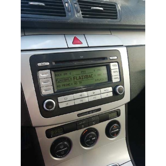Recambio de sistema audio / radio cd para volkswagen passat berlina (3c2) referencia OEM IAM   