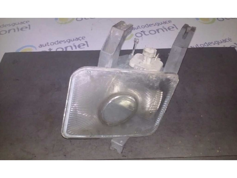 Recambio de faro antiniebla derecho para opel vectra b berlina básico referencia OEM IAM 09185795  