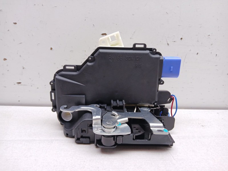 Recambio de cerradura puerta delantera derecha para seat ibiza (6l1) referencia OEM IAM 3B1837016BC  