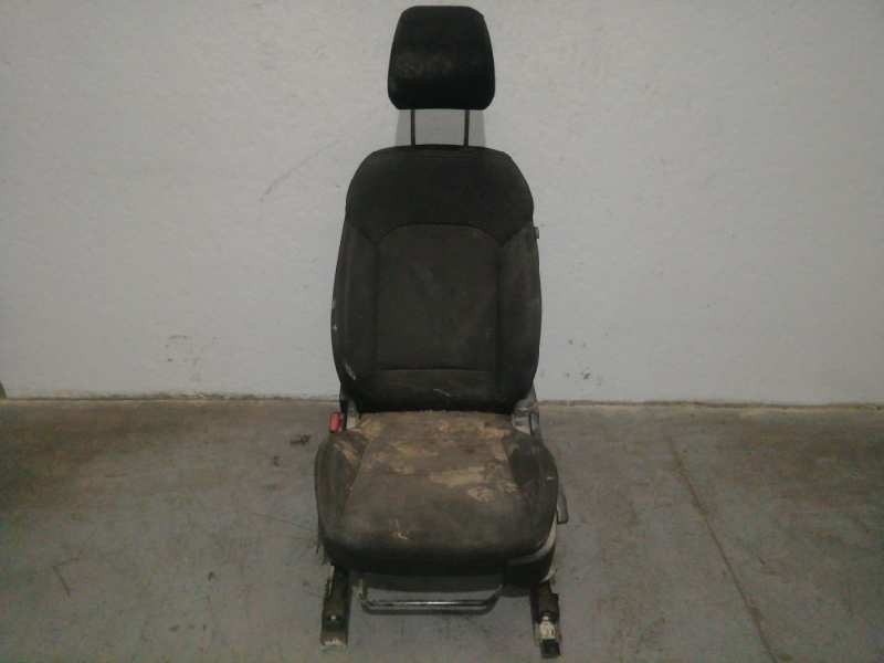 Recambio de asiento delantero izquierdo para kia carens ( ) 1.7 crdi cat referencia OEM IAM  MANUAL AIRBAG