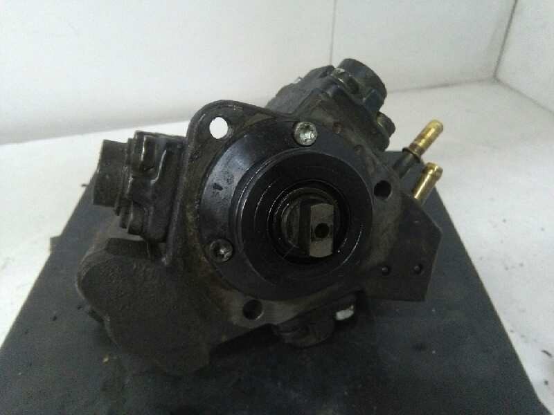 Recambio de bomba inyeccion para fiat punto (evo) (199) 1.3 16v jtd cat referencia OEM IAM 55237690  0445010311