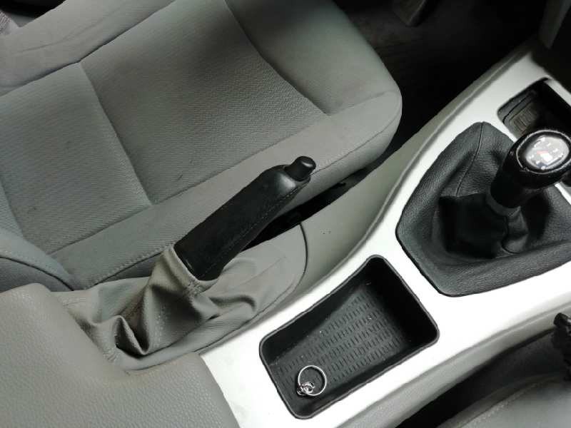 Recambio de palanca freno de mano para bmw serie 3 berlina (e90) 320d referencia OEM IAM 6782749  