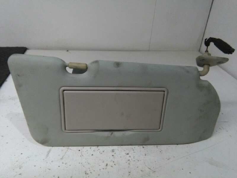 Recambio de parasol derecho para nissan almera tino (v10m) básico referencia OEM IAM   CON LUZ