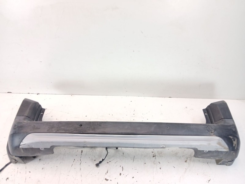 Recambio de paragolpes trasero para peugeot rifter active nav+ standard referencia OEM IAM 1633557680 ROZADO PARTE CENTRAL C/SEN