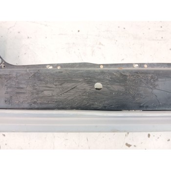 Recambio de paragolpes trasero para peugeot rifter active nav+ standard referencia OEM IAM 1633557680 ROZADO PARTE CENTRAL C/SEN