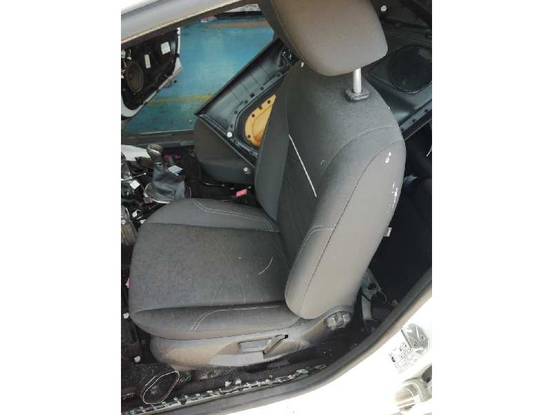 Recambio de asiento delantero izquierdo para ford fiesta (ccn) referencia OEM IAM   
