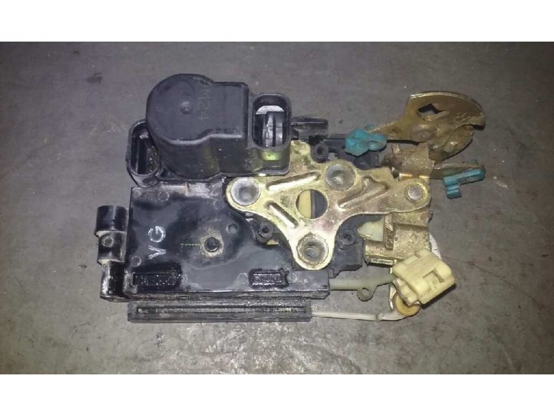 Recambio de cerradura puerta delantera derecha para daewoo leganza 2.0 cat referencia OEM IAM   