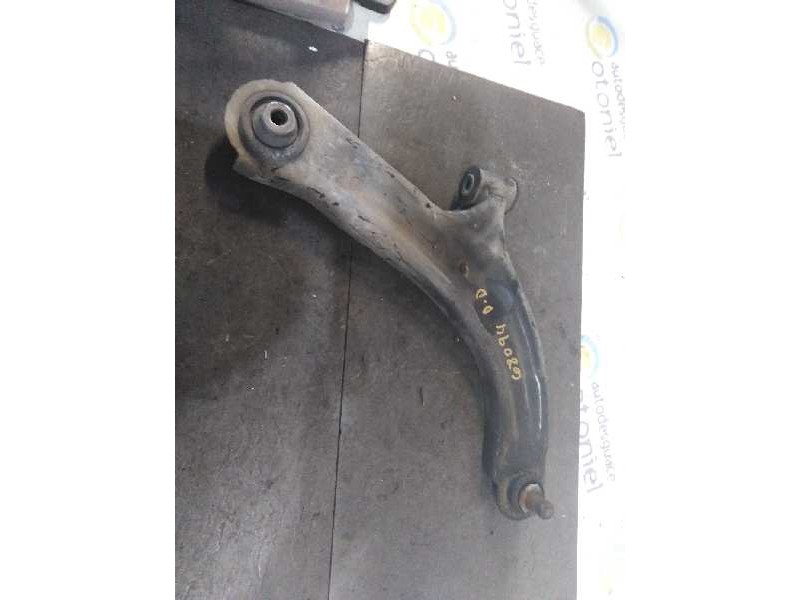 Recambio de brazo suspension inferior delantero derecho para renault modus fantasy referencia OEM IAM   