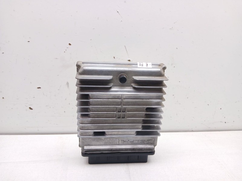 Recambio de centralita motor uce para ssangyong rodius i 2.7 xdi referencia OEM IAM a6655404032  