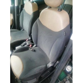 ASIENTO DELANTERO IZQUIERDO 