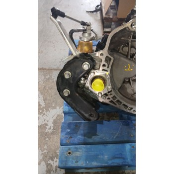 Recambio de caja cambios para chevrolet aveo 1.4 cat referencia OEM IAM 96180859 83.000KM 5V