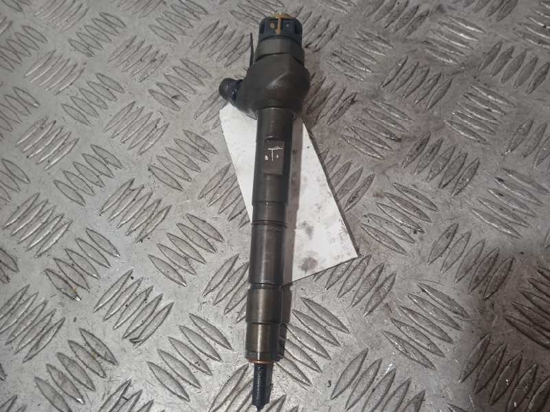 Recambio de inyector para volkswagen polo (6c1) 1.4 tdi referencia OEM IAM 0445110475 04L130277E 