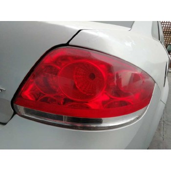 PILOTO TRASERO DERECHO 20190748 