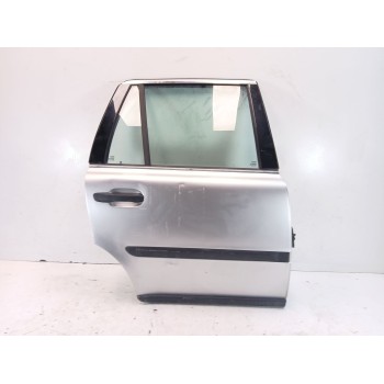 Recambio de puerta trasera derecha para volvo xc90 2.4 diesel cat referencia OEM IAM 31385359 SIN ACCESORIOS 