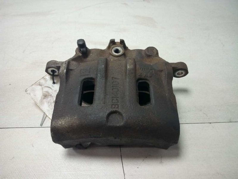 Recambio de pinza freno delantera derecha para chevrolet captiva 2.2 vcdi lt 2wd referencia OEM IAM Bc140107  