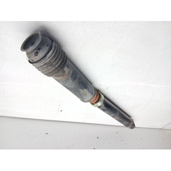 Recambio de amortiguador trasero izquierdo para ssangyong rodius i 2.7 xdi referencia OEM IAM 4531021000  