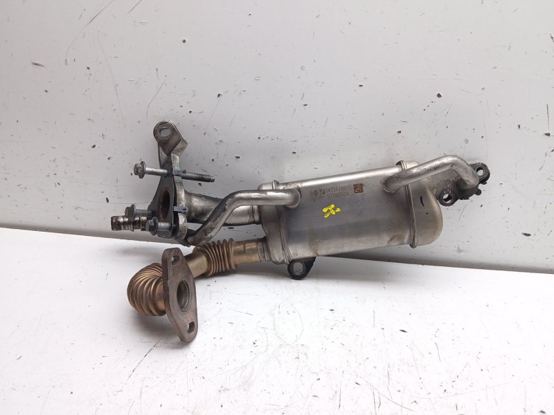 Recambio de enfriador egr para renault kangoo dynamique referencia OEM IAM 147357082R  