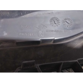 Recambio de rejilla delantera para dacia sandero stepway referencia OEM IAM 623107634R  