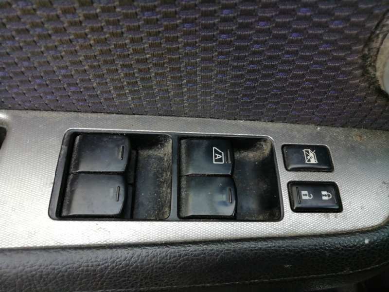 Recambio de mando elevalunas delantero izquierdo para nissan tiida (c11x/sc11x) 1.6 16v cat referencia OEM IAM  DE 4 