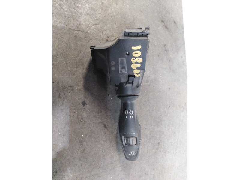 Recambio de mando limpia para ford fiesta (cb1) ambiente referencia OEM IAM 8A6T17A553AC  8A6T17A553AC