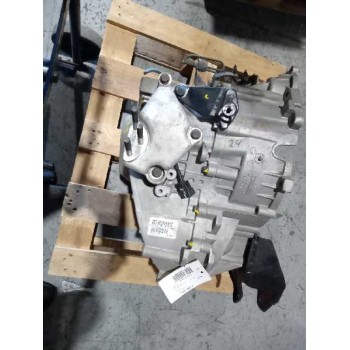 Recambio de caja cambios para volvo v40 familiar 1.8 16v referencia OEM IAM P30616075 61.500KM 