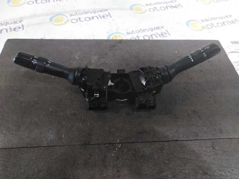 Recambio de mando multifuncion para toyota yaris active referencia OEM IAM   