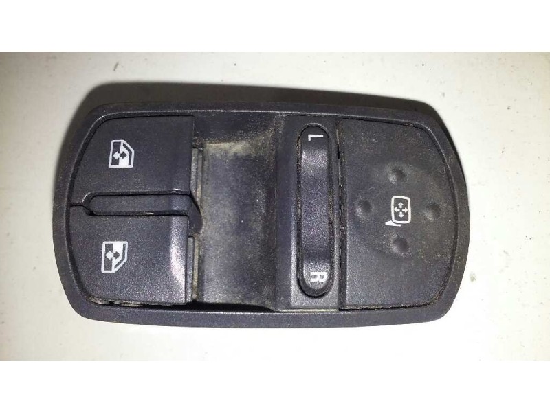 Recambio de mando elevalunas delantero izquierdo para opel corsa d catch me referencia OEM IAM 13258521AA  