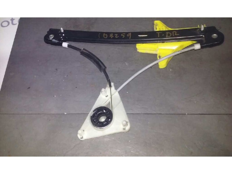 Recambio de elevalunas trasero derecho para volkswagen polo (6r1) advance referencia OEM IAM   