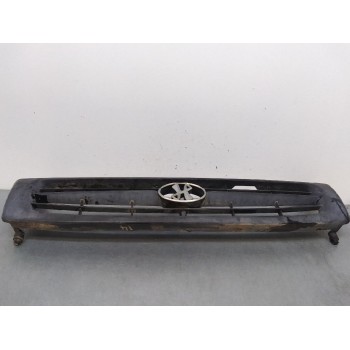 Recambio de rejilla delantera para mitsubishi galloper (hyundai) 2.5 turbodiesel referencia OEM IAM   