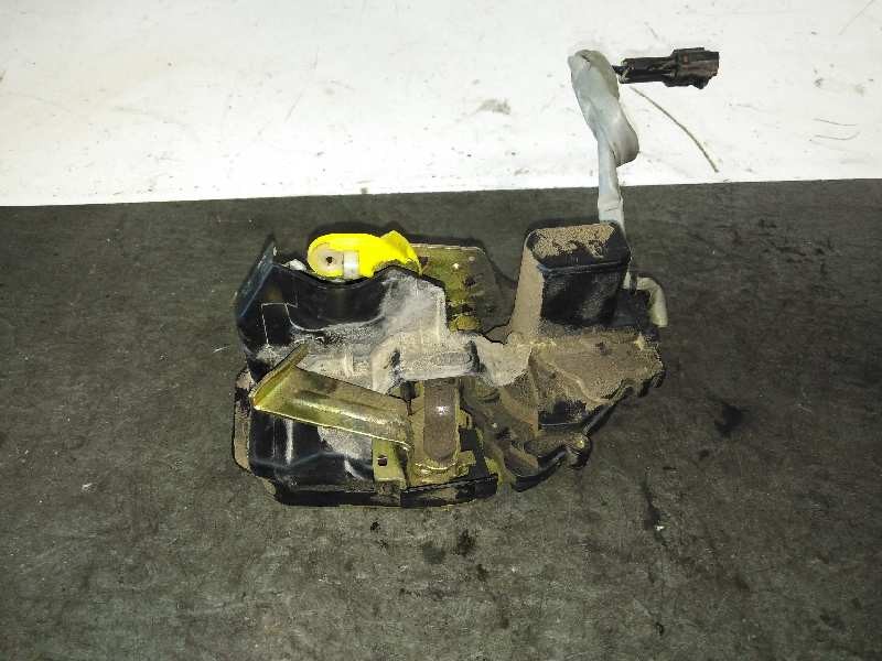 Recambio de cerradura puerta trasera derecha para kia carens 2.0 turbodiesel cat referencia OEM IAM  2 PIN 