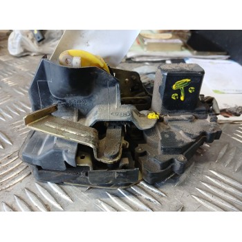 Recambio de cerradura puerta trasera derecha para kia carens 2.0 turbodiesel cat referencia OEM IAM  2 PIN 