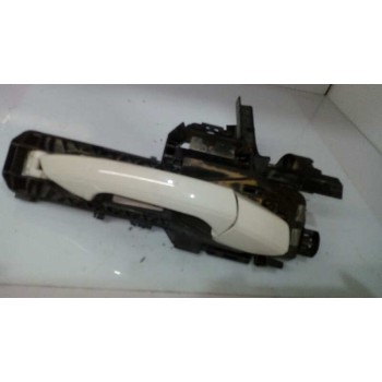 MANETA EXTERIOR DELANTERA DERECHA A2047602400 BLANCO 