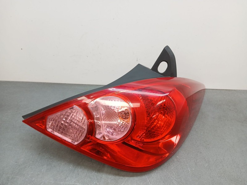 Recambio de piloto trasero derecho para nissan tiida (c11x/sc11x) 1.6 16v cat referencia OEM IAM 22500006  