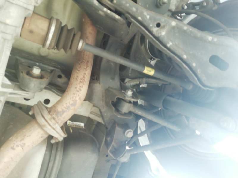 Recambio de transmision trasera derecha para kia sorento 2.2 crdi cat referencia OEM IAM 496002P000  