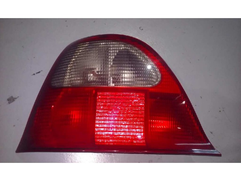 Recambio de piloto trasero izquierdo para mg serie 25 (rf) classic (3-ptas.) referencia OEM IAM   