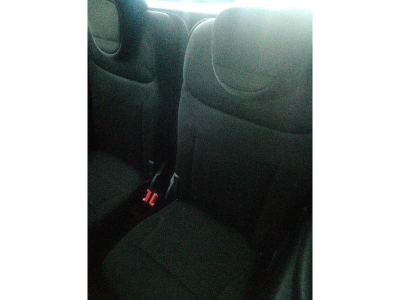 Recambio de asientos tercera fila para fiat 500 l (330) basic referencia OEM IAM  IZQUIERDO 