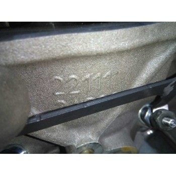 Recambio de culata para hyundai tucson (jm) 2.0 crdi comfort (4wd) referencia OEM IAM 221112A200 LE FALTAN PIEZAS 