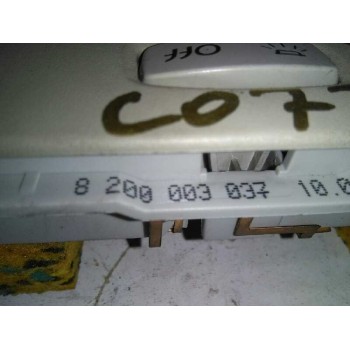 Recambio de luz interior para renault espace iv (jk0) dynamique referencia OEM IAM 8200003037  TRASERA