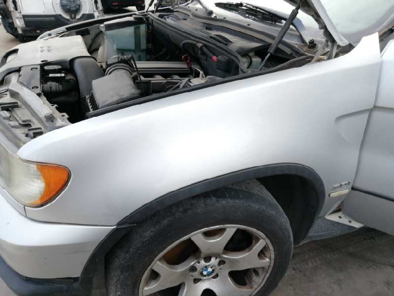 Recambio de aleta delantera izquierda para bmw x5 (e53) 3.0i referencia OEM IAM 41357000385 RAYADA 41357000385