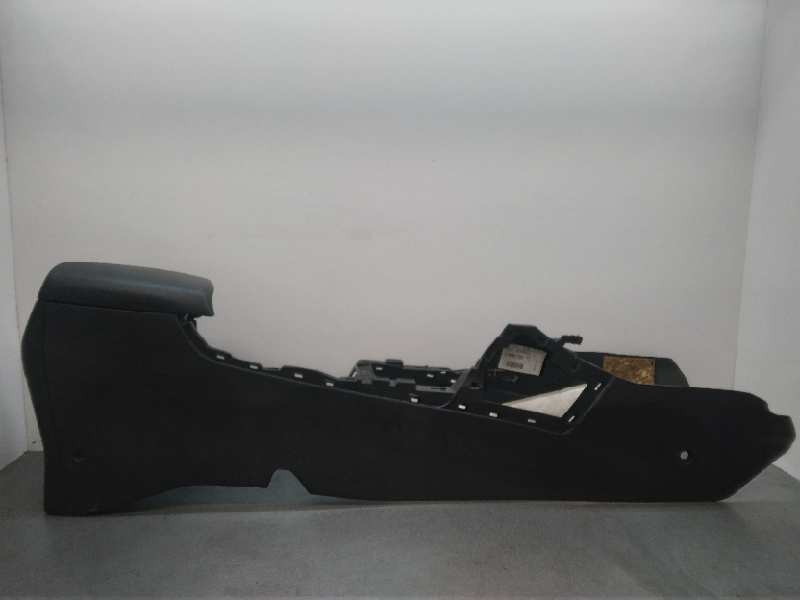 Recambio de apoyabrazos central para kia pro_cee´d ( ) 1.6 crdi cat referencia OEM IAM 84667A2000  