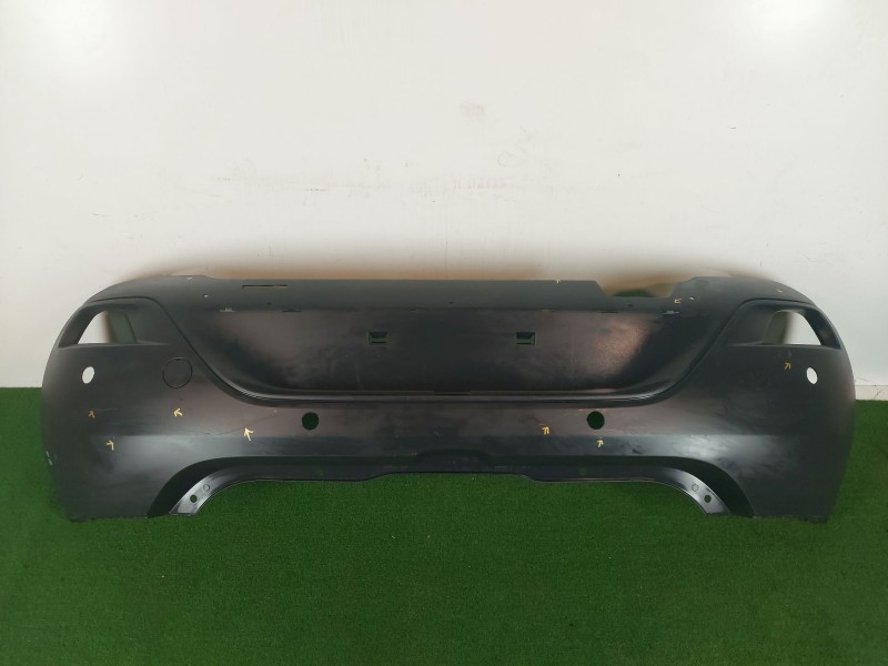 Recambio de paragolpes trasero para dacia sandero ii (b8_) 1.0 tce 100 (b8ml) referencia OEM IAM 256482g  