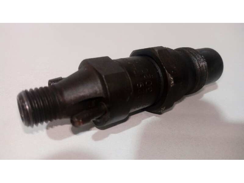 Recambio de inyector para volkswagen polo berlina (6n1) 1.9 diesel referencia OEM IAM 028130201C  