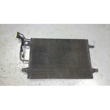 Recambio de condensador / radiador aire acondicionado para volkswagen passat berlina (3b3) advance referencia OEM IAM 3B0260401 