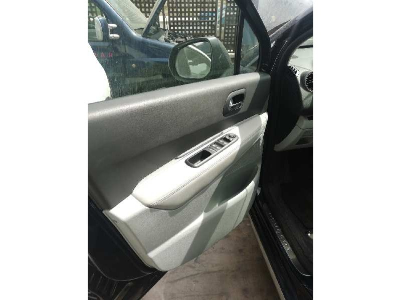 Recambio de guarnecido puerta delantera izquierda para peugeot 3008 allure referencia OEM IAM  CUERO NO INCLUYE BOTONERA