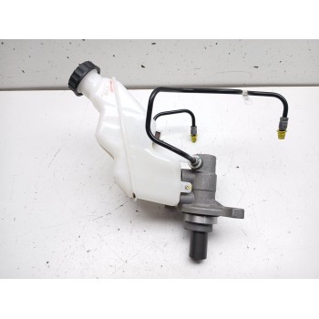 Recambio de bomba freno para omoda 5 referencia OEM IAM 204002877AA  