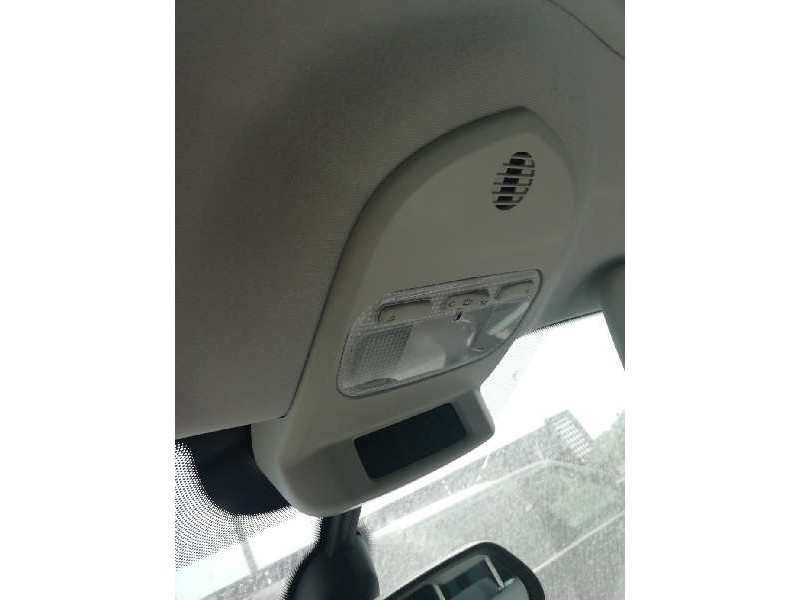 Recambio de luz interior para peugeot 3008 allure referencia OEM IAM   